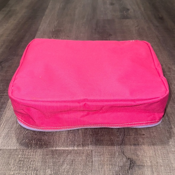 💞 New Small Pink Travel Toiletry Pouch Bag - Picture 3 of 4